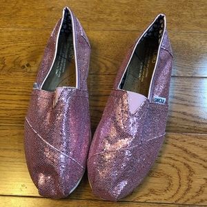 Like New! Pink Sparkly TOMS - Sz 6